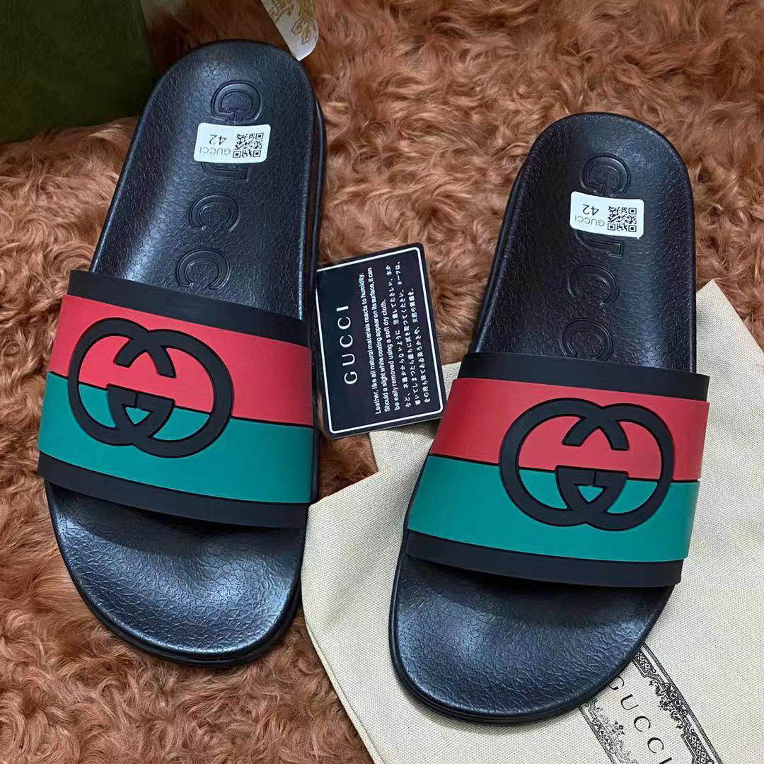 Gucci Men's Interlocking G Slide Sandal - DopestKickz
