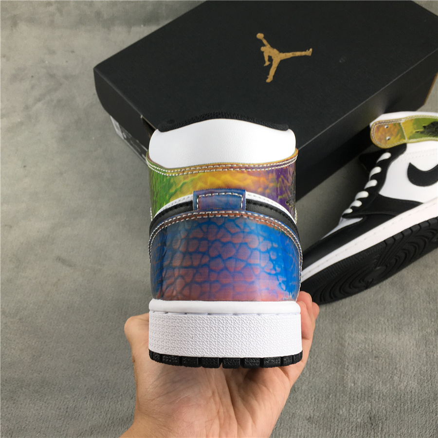 Jordan AJ1 Mid Heat Reactive DM7802-100 - DopestKickz