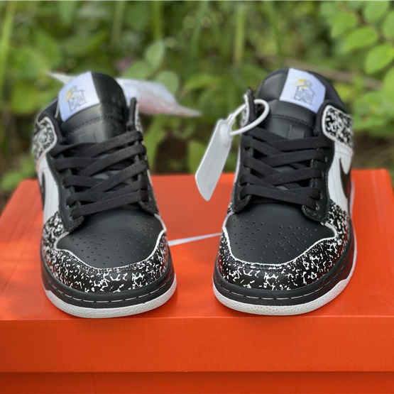 Nike Dunk Low Premium GS 'Nikebook' - DopestKickz
