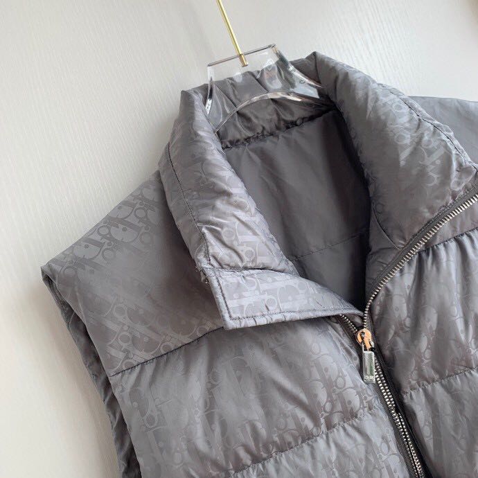 Dior Oblique Down Vest - DopestKickz