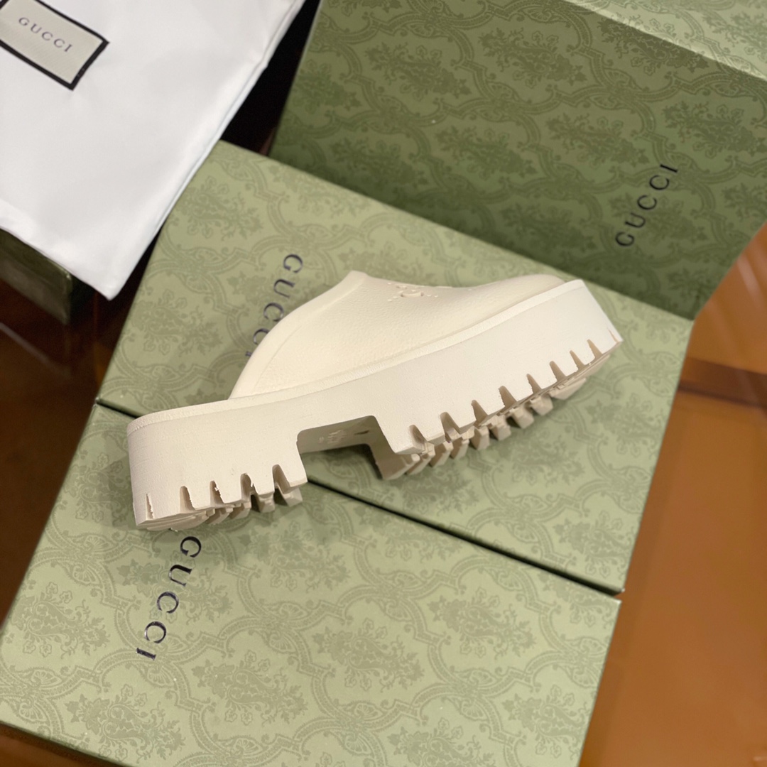 Gucci GG Slides - DopestKickz
