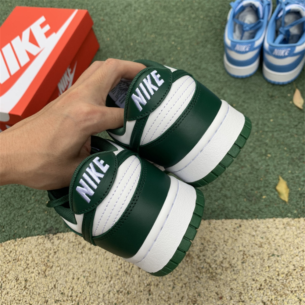 Nike Dunk Low Team Green Sneaker - DopestKickz