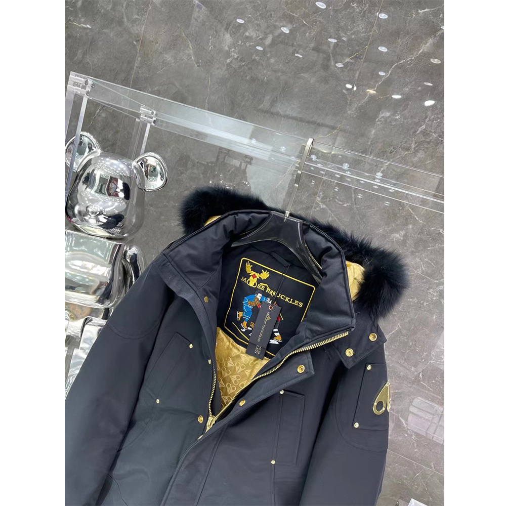 Moose Knuckles Stag Lake Parka - DopestKickz