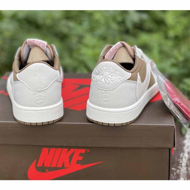 Travis Scott X Air Jordan 1  - DopestKickz