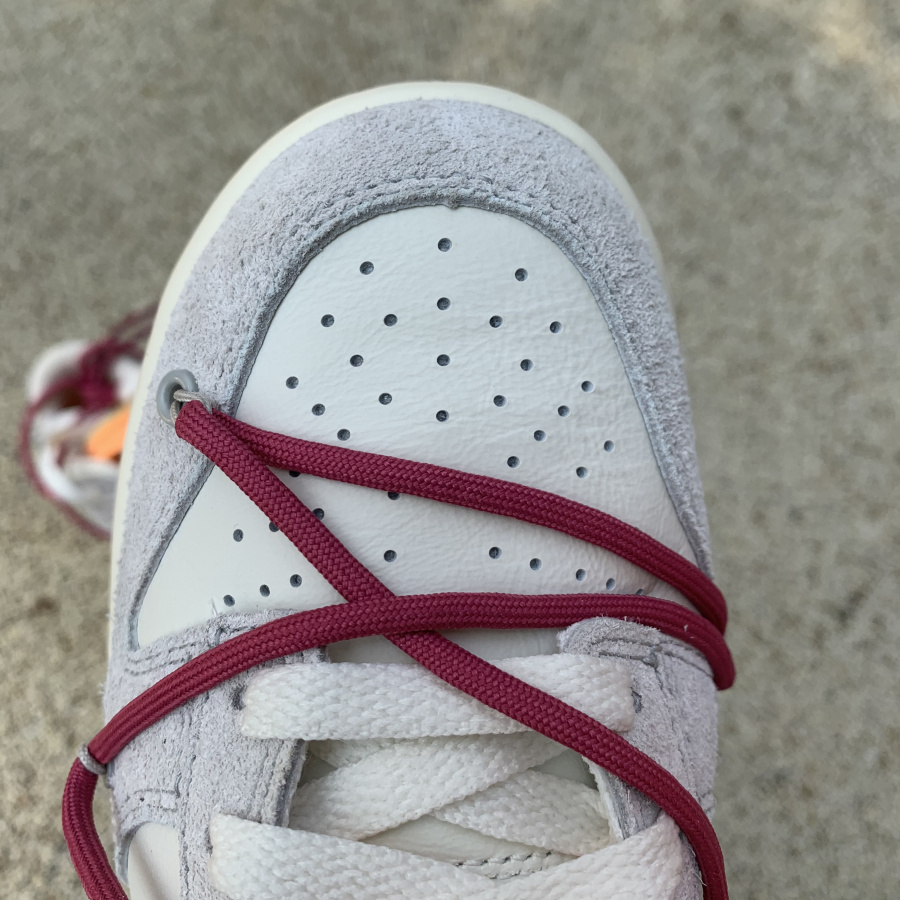 Nike Dunk Low  - DopestKickz