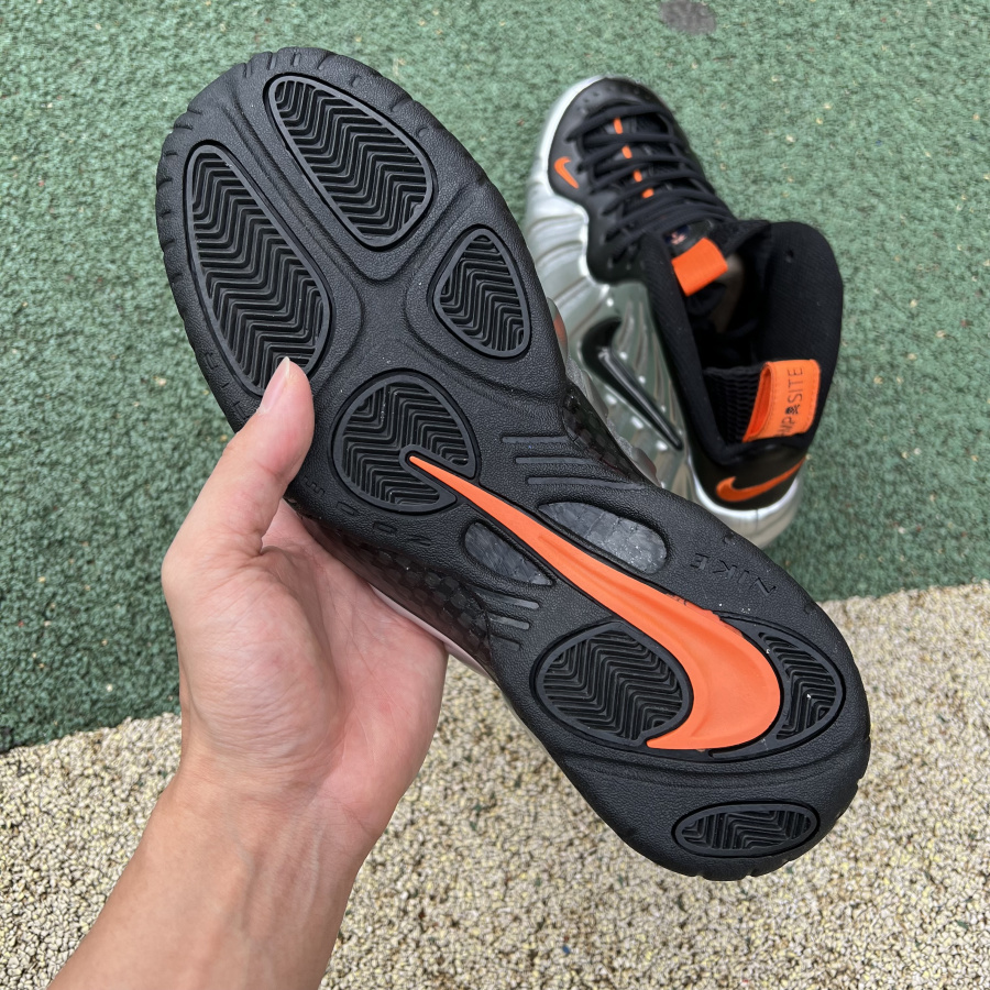 Nike Foamposite Pro CT2286-001 - DopestKickz