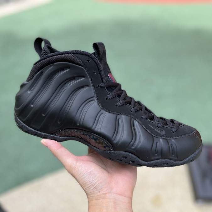Nike Air Foamposite One 314996-001 - DopestKickz