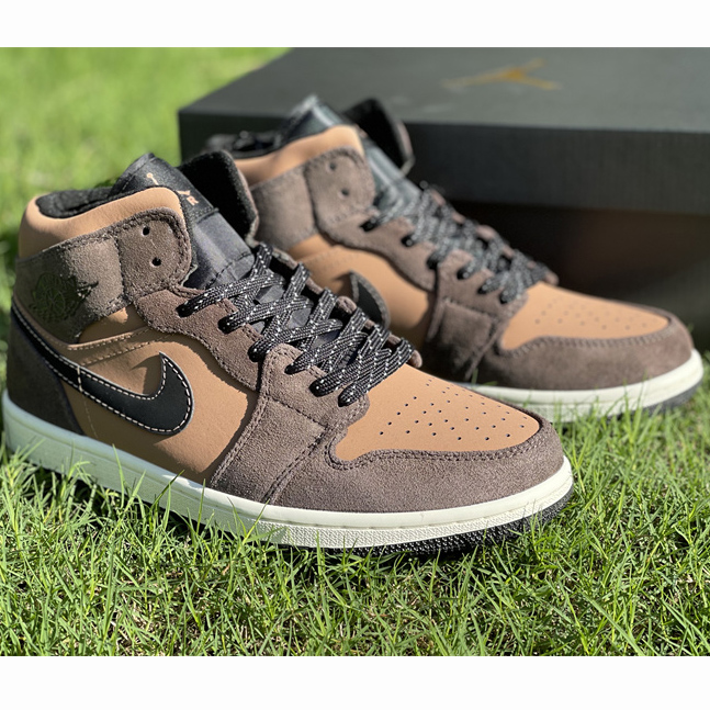 Jordan AJ1 Mid DC7294-200 - DopestKickz