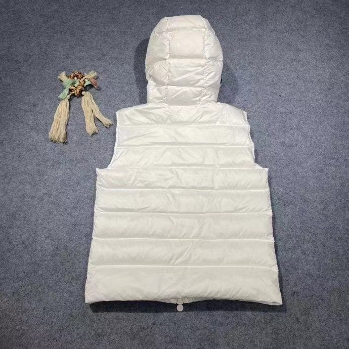 Moncler Vest In black - DopestKickz