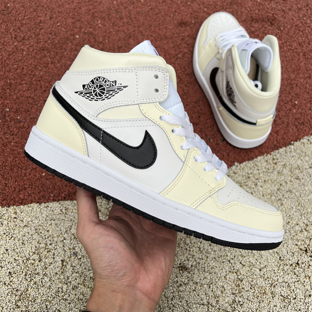 Jordan AJ1 Mid Zoom Sneakers - DopestKickz