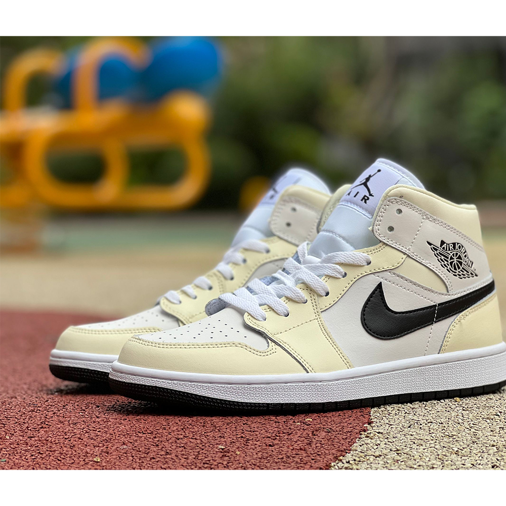 Jordan AJ1 Mid Zoom Sneakers - DopestKickz
