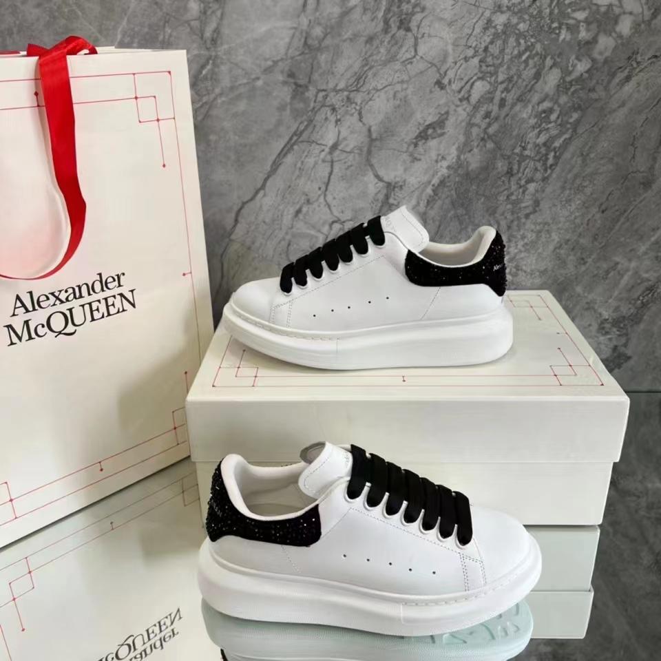 Alexander Mqueen Low-Top Air Platform Leather Sneakers    - DopestKickz