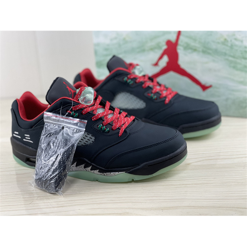 Jordan Clot X AJ5 Low Sneakers - DopestKickz