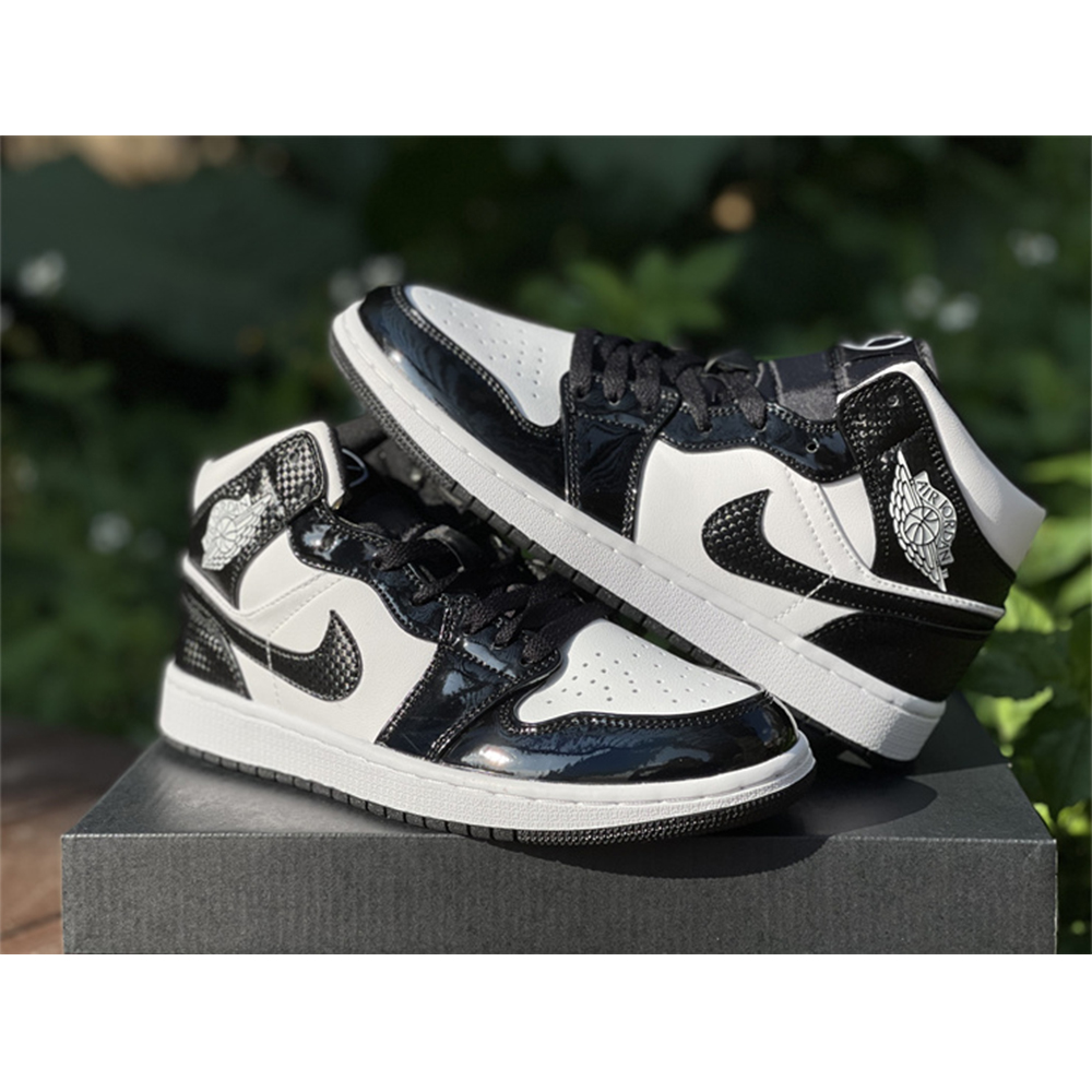 Jordan AJ 1 Mid Oreo Sneakers - DopestKickz