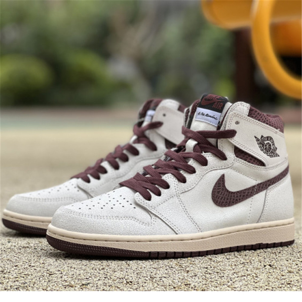 Jordan AJ1 Sneaker - DopestKickz
