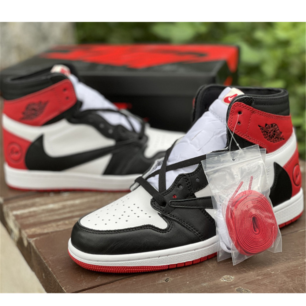 Jordan AJ1 Sneaker In Red&Black DH3227  - DopestKickz