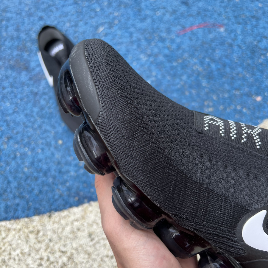 Nike Air Vapormax Moc 2 Sneaker - DopestKickz
