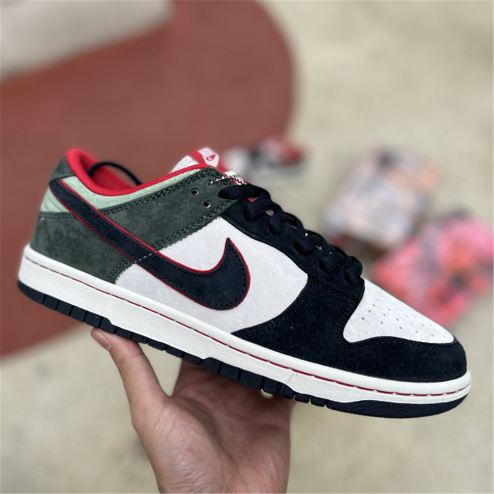 Nike Dunk Low Sneaker - DopestKickz
