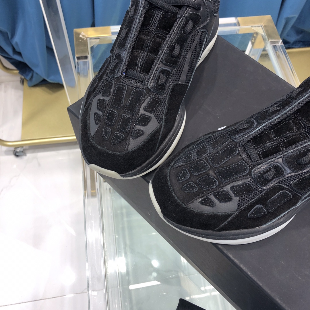 Amiri Bone Runner All Black - DopestKickz