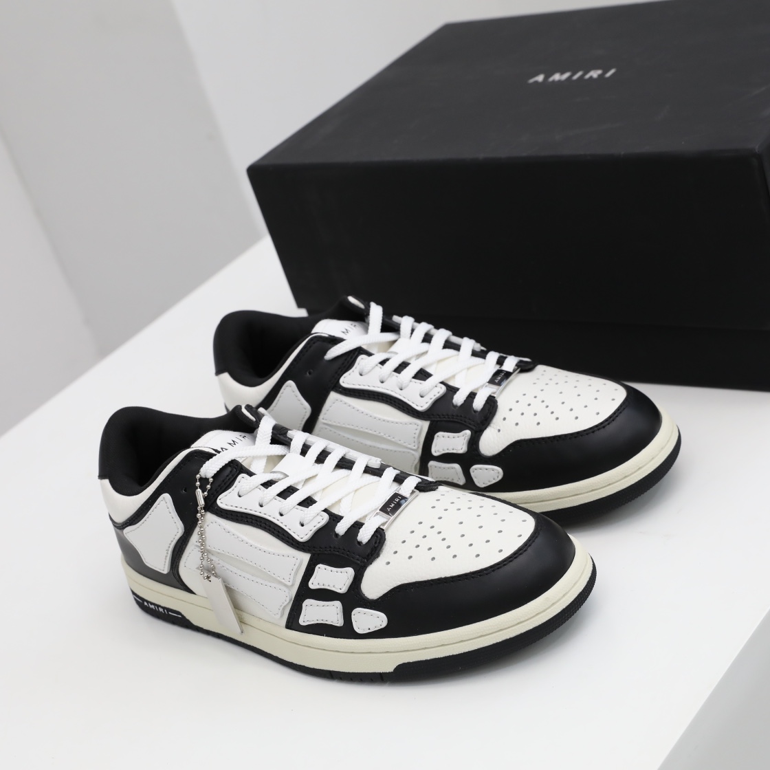 Amiri Skel-Top Low Sneaker White/Black - DopestKickz