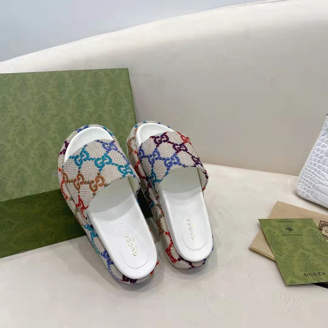 Gucci Women's Platform Slide Sandal - DopestKickz