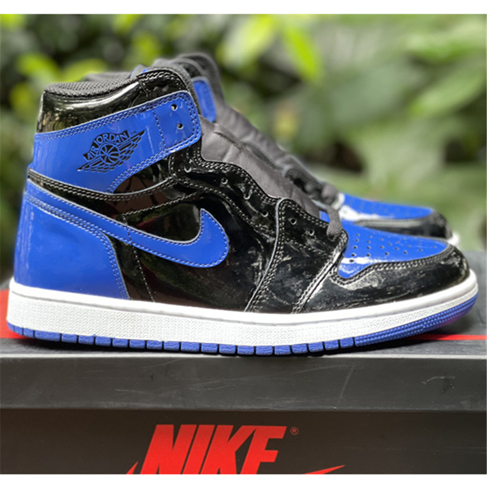 Air Jordan 1 OG Dark Marina Blue Sneaker 555088-404 - DopestKickz