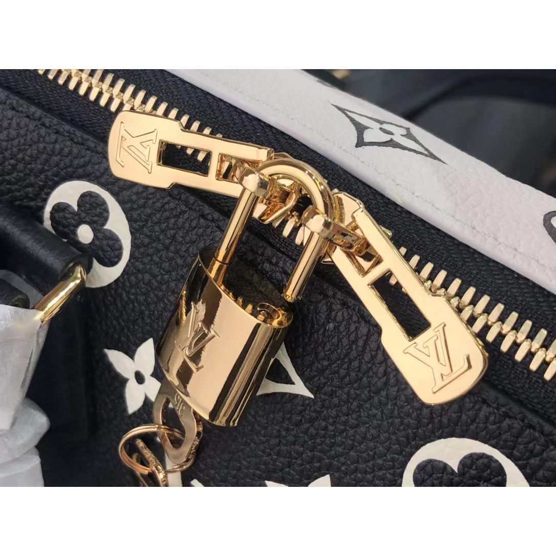 Louis Vuitton  Speedy Bandouliere 20 Handbag （22.0 x 14.0 x 9.0cm） - DopestKickz