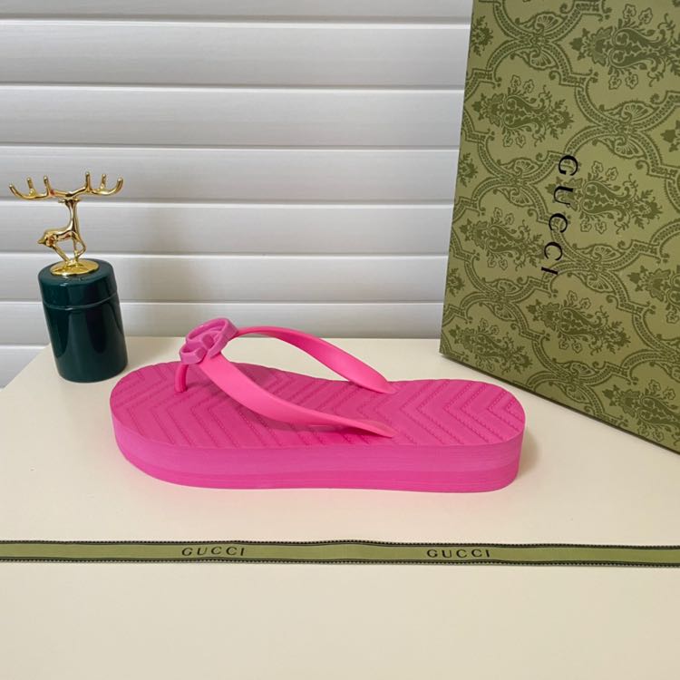 Gucci Thong Sandal With Double G - DopestKickz