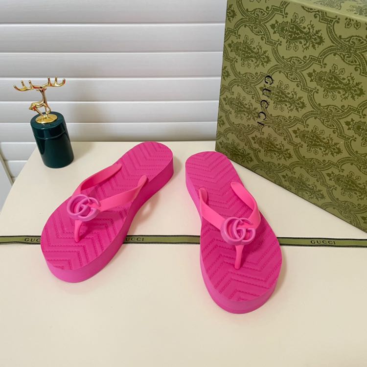 Gucci Thong Sandal With Double G - DopestKickz