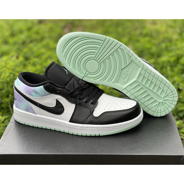Air Jordan 1 Low Sneaker   DM1199 100 - DopestKickz