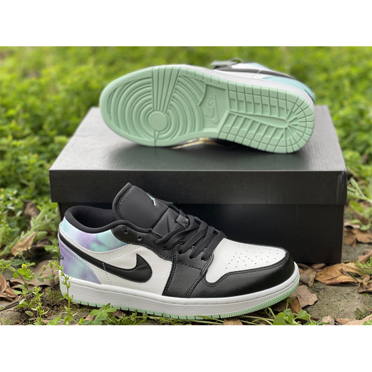 Air Jordan 1 Low Sneaker   DM1199 100 - DopestKickz