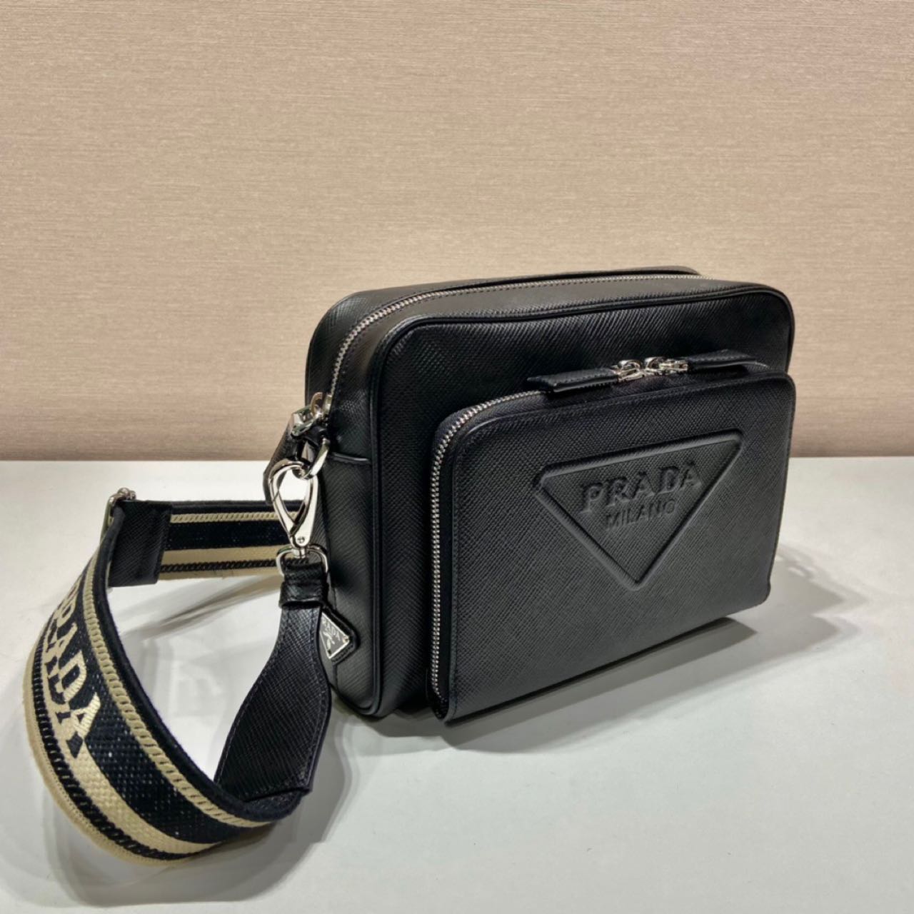 Prada Saffiano Leather Shoulder Bag(24-18-6cm) - DopestKickz