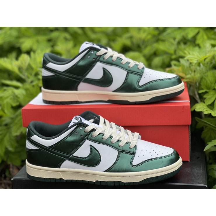 Nike Dunk Low “Vintage Green” Sneaker DQ8580-100 - DopestKickz