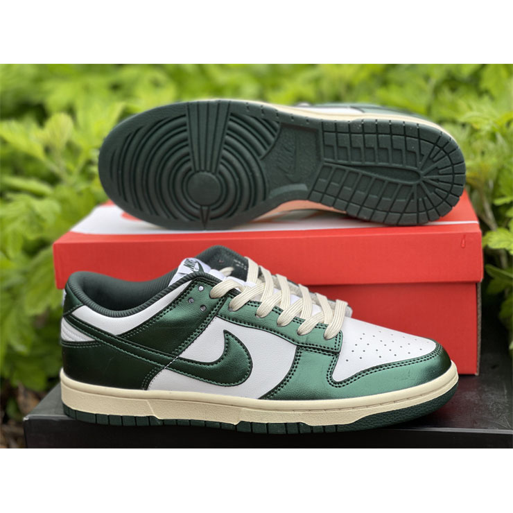 Nike Dunk Low “Vintage Green” Sneaker DQ8580-100 - DopestKickz