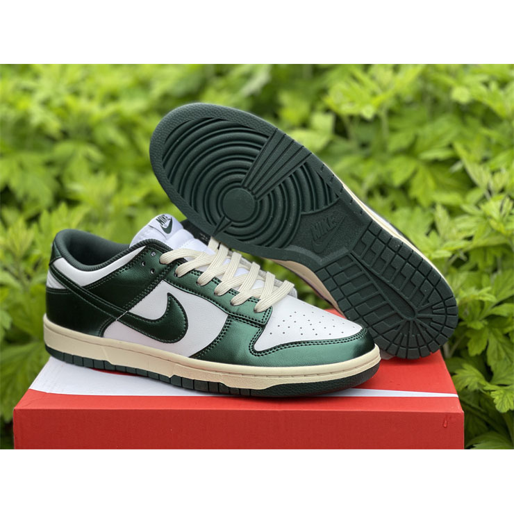 Nike Dunk Low “Vintage Green” Sneaker DQ8580-100 - DopestKickz