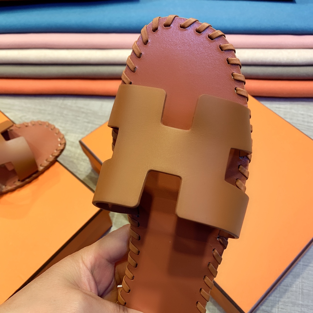Hermes Leather Oran Sandals - DopestKickz