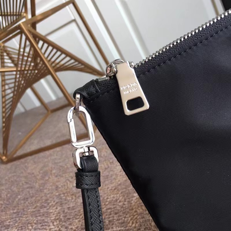 Prada Flat Pouch Black   28-18-1CM - DopestKickz