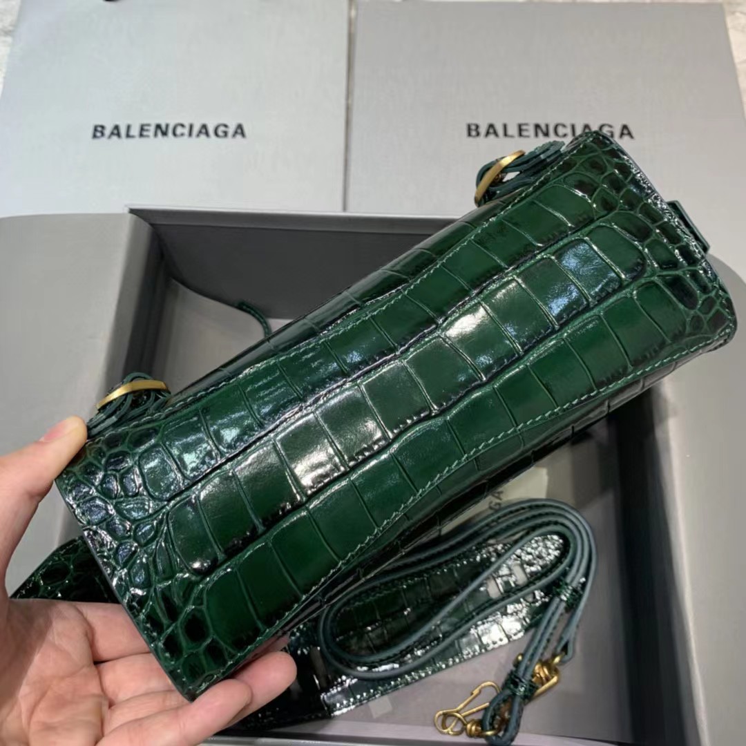 Balenciaga Handle Bag （22-16.5-9cm） - DopestKickz