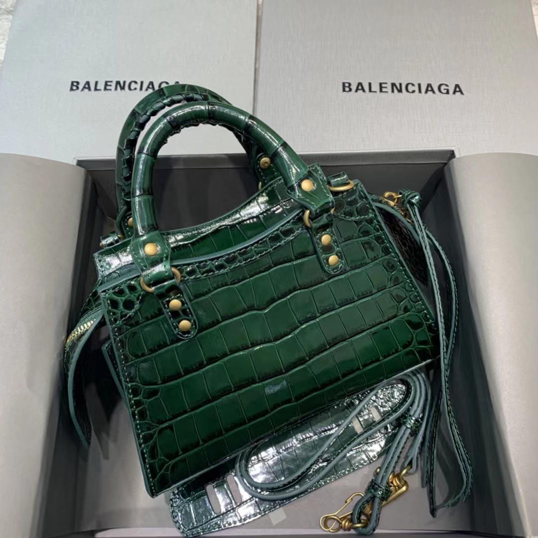 Balenciaga Handle Bag （22-16.5-9cm） - DopestKickz