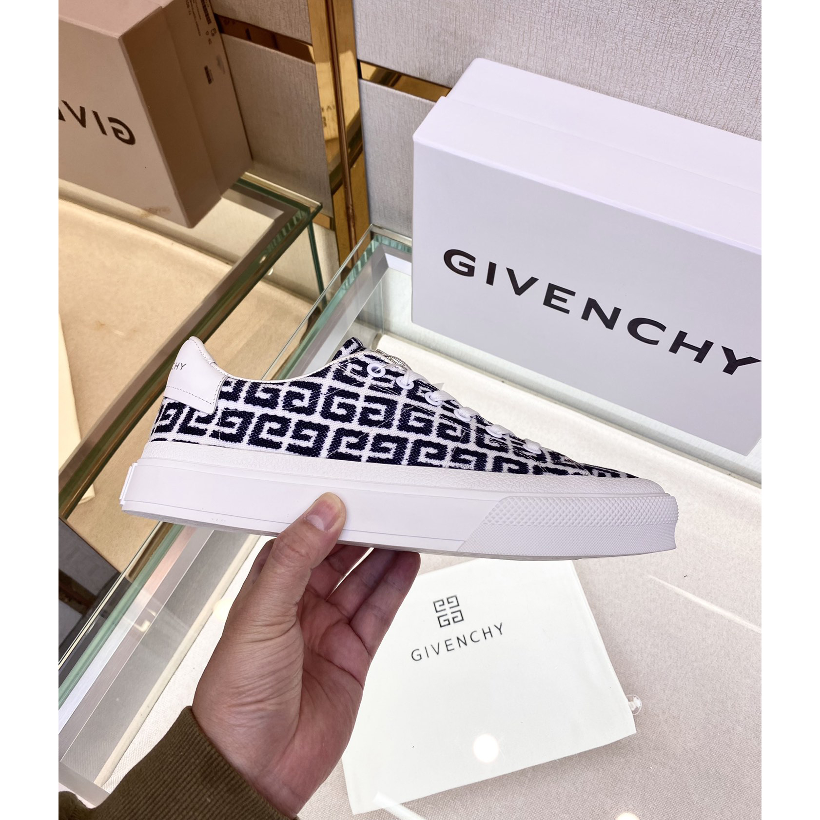 Givenchy Logo Print Low-Top Sneakers - DopestKickz