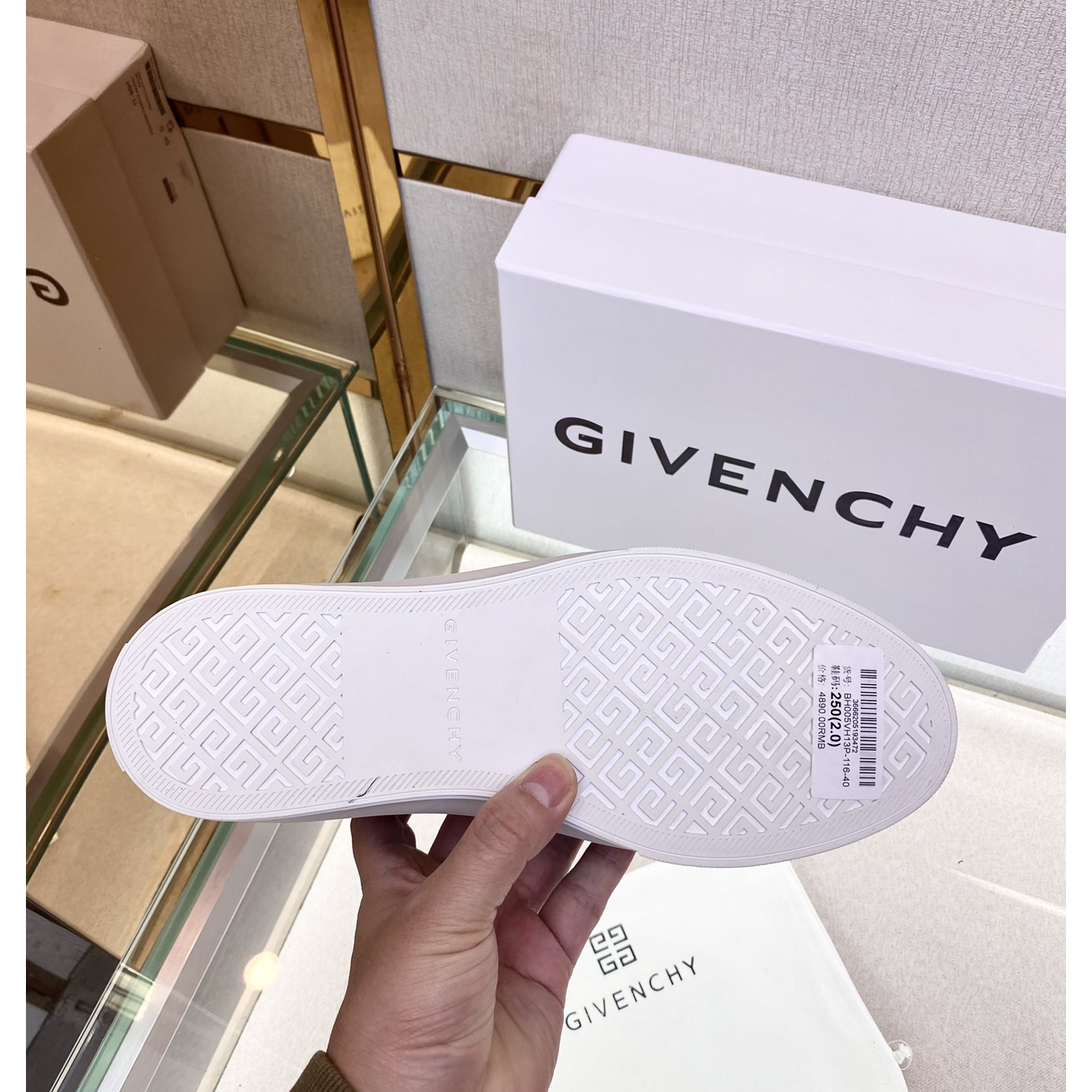 Givenchy Logo Print Low-Top Sneakers - DopestKickz