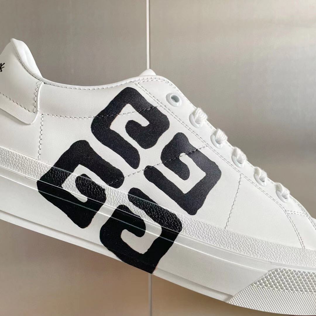 Givenchy Logo Print Low-Top Sneakers - DopestKickz