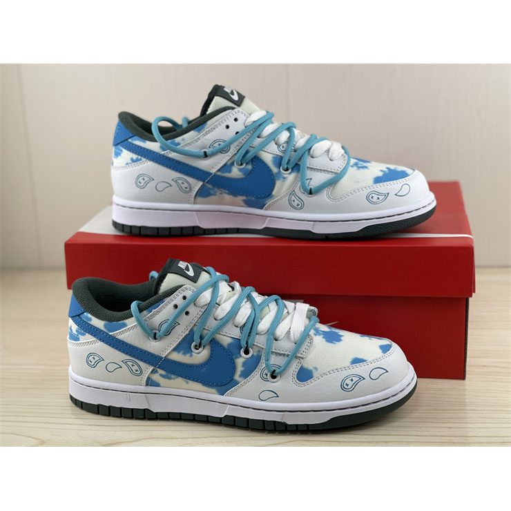 Nike Dunk SE Low Sneaker DH0957-100 - DopestKickz