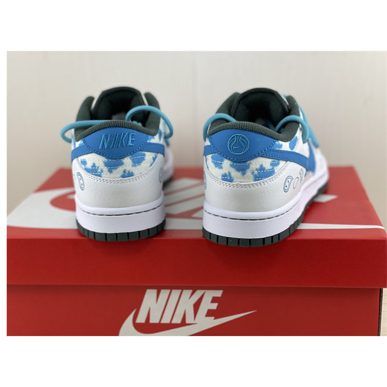 Nike Dunk SE Low Sneaker DH0957-100 - DopestKickz