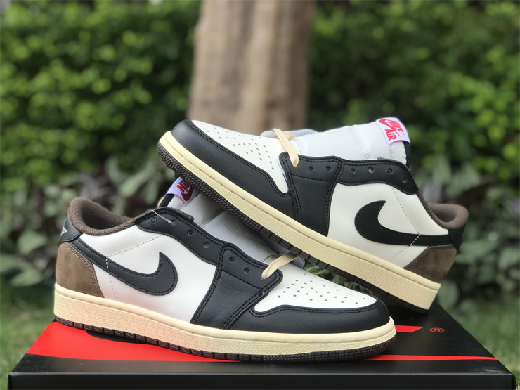 Air Jordan 1  Low Sneaker  CQ4277 105 - DopestKickz