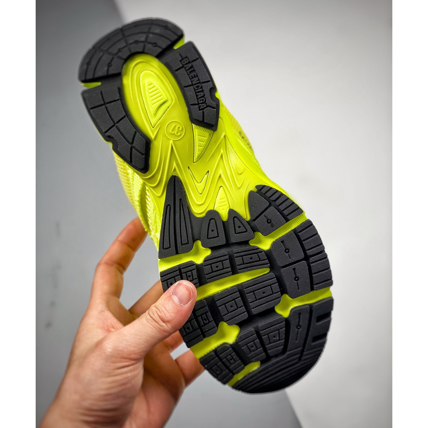Balenciaga Phantom  Sneaker - DopestKickz