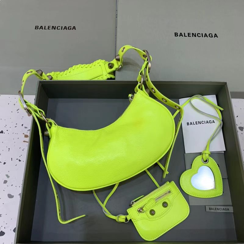 Balenciaga Le Cagole Shoulder Bag(26-12-6cm) - DopestKickz