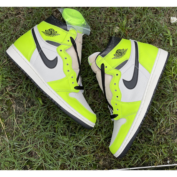 Air Jordan 1 High OG 'Volt' Sneakers   555088-702 - DopestKickz