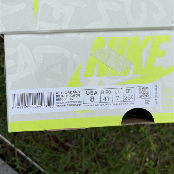Air Jordan 1 High OG 'Volt' Sneakers   555088-702 - DopestKickz