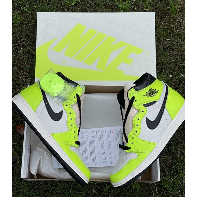 Air Jordan 1 High OG 'Volt' Sneakers   555088-702 - DopestKickz